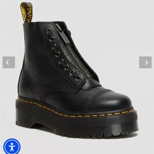 Dr. Martens Sinclair Boot